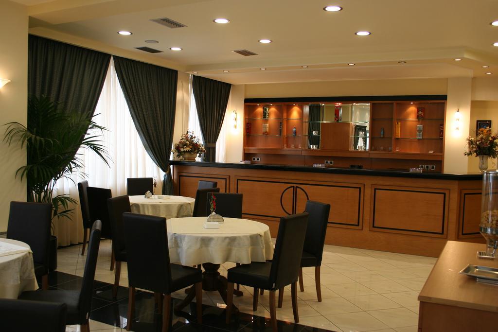 Hotel Platon Athen Exterior foto
